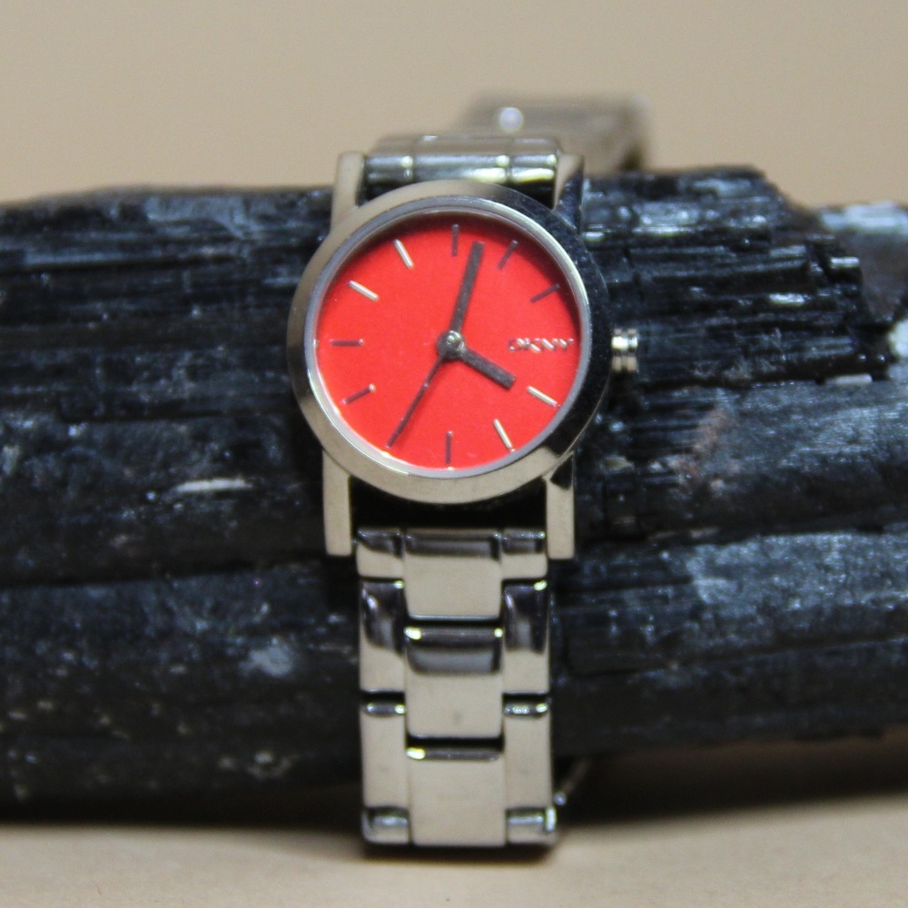 DKNY Red Face Silver Watch